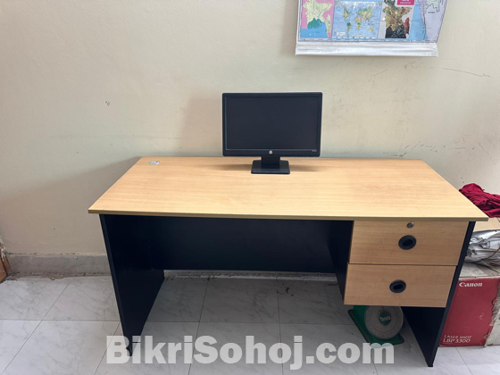OTB table & chair